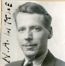 Ph52901_row1_n A Little_012